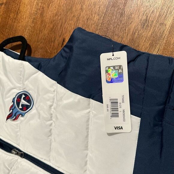 NWT NFL Team Apparel Titans Puffer Vest - Picture 5 of 5